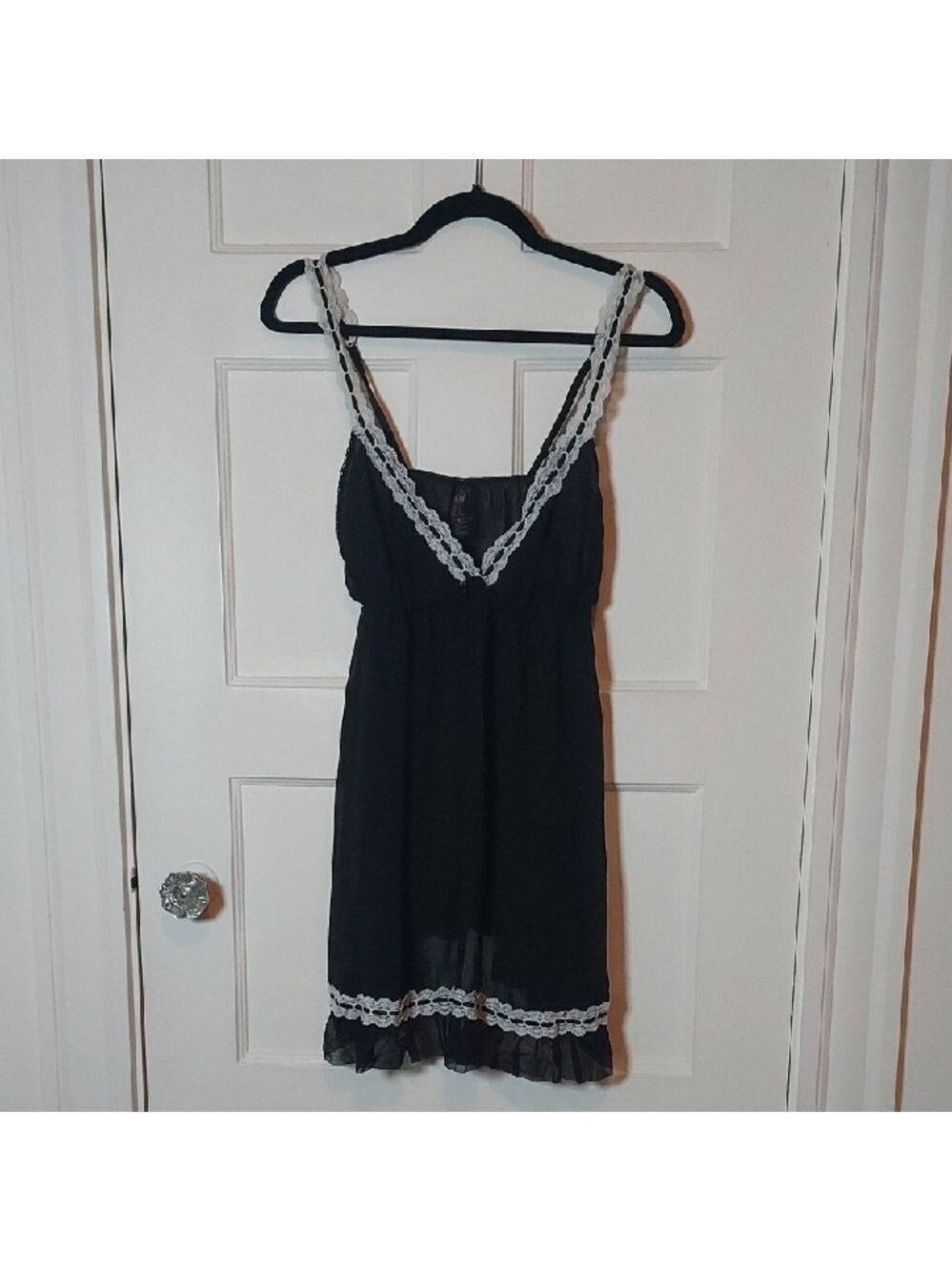 H&M Women's Sheer Black Chemise Cream Lace Details XL